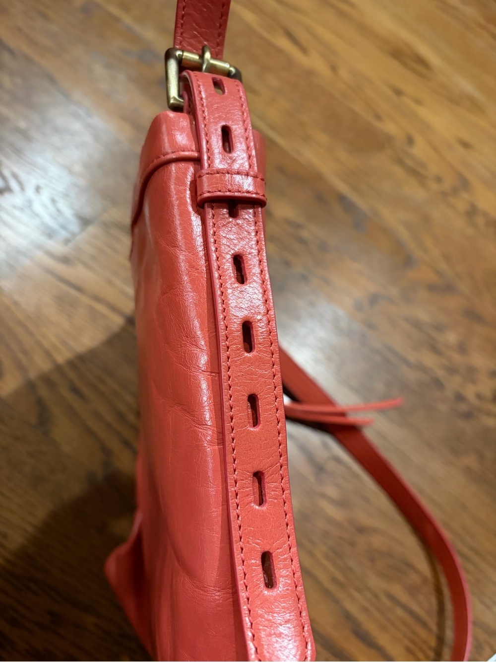 Hobo Drifter Tea Rose Leather Crossbody Bag Adjustable Strap Summer Travel - Picture 5 of 8
